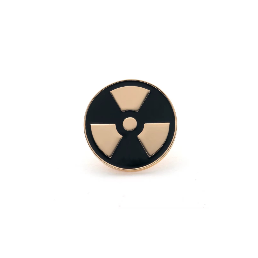 Pin Metálico Radiation Symbol
